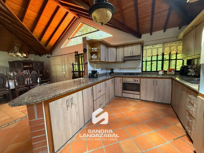 Casa de 3 alcobas en venta en Co. Hacienda San Miguel, Piedecuesta, 250 m² · foto 15 de 24