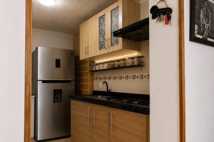 Apartamento de 2 alcobas en venta en Laguna Tierra Blanca, Soacha, 55 m² · foto 6 de 17