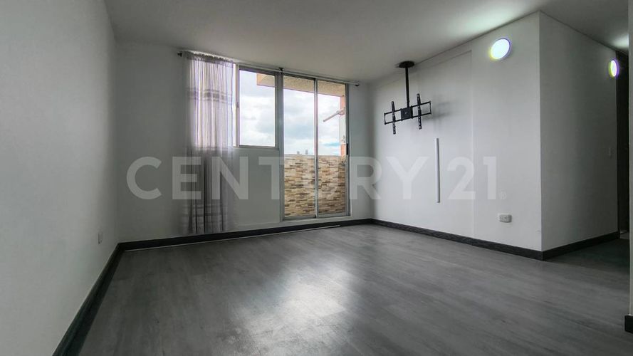 Apartamento de 3 alcobas en venta en Conjunto Residencial Provenzal, Madrid, 63 m² · foto 2 de 21