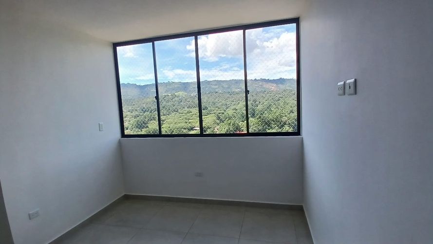 Apartamento de 3 alcobas en venta en Anillo Vial, Floridablanca, 77 m² · foto 6 de 10