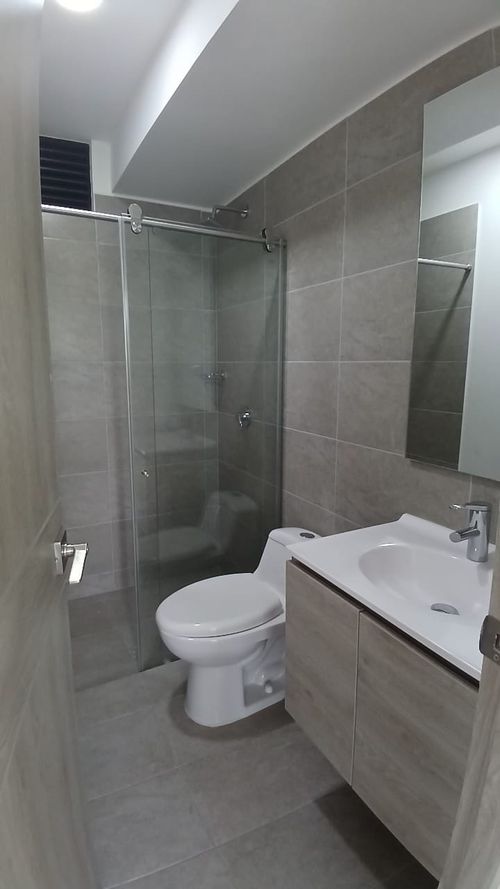 Apartamento de 3 alcobas en venta en Anillo Vial, Floridablanca, 77 m² · foto 7 de 10