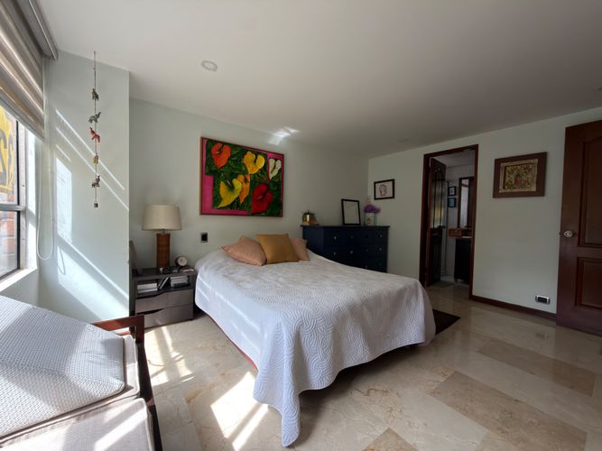 Apartamento de 3 alcobas en venta en Castropol, Medellín, 152 m² · foto 11 de 23