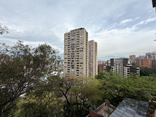 Apartamento de 3 alcobas en venta en Castropol, Medellín, 152 m² · foto 18 de 23