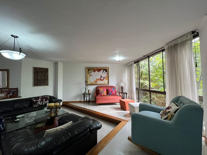 Apartamento de 3 alcobas en venta en El Poblado, Medellín, 156 m² · foto 10 de 13