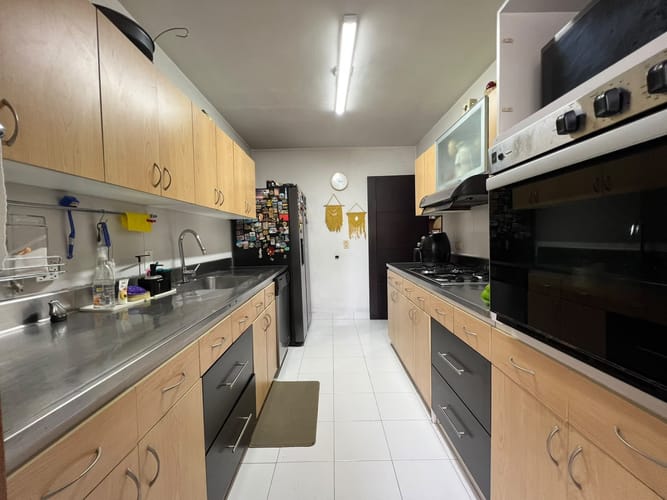 Apartamento de 3 alcobas en venta en El Poblado, Medellín, 156 m² · foto 8 de 13