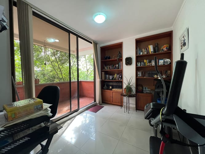 Apartamento de 3 alcobas en venta en El Poblado, Medellín, 156 m² · foto 9 de 13