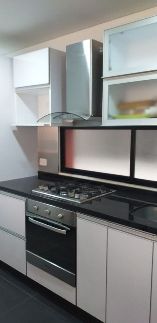 Apartamento en venta en Santa Barbara, Bogotá · foto 9 de 17