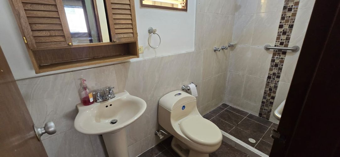 Apartamento de 3 alcobas en venta en Estadio, Medellín, 194 m² · foto 17 de 20