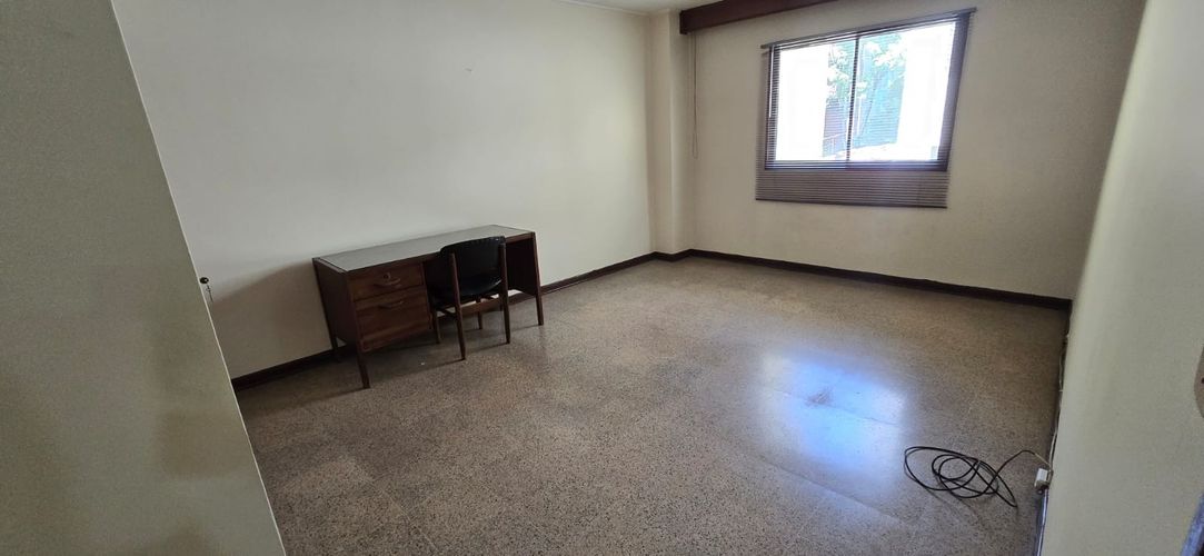 Apartamento de 3 alcobas en venta en Estadio, Medellín, 194 m² · foto 19 de 20