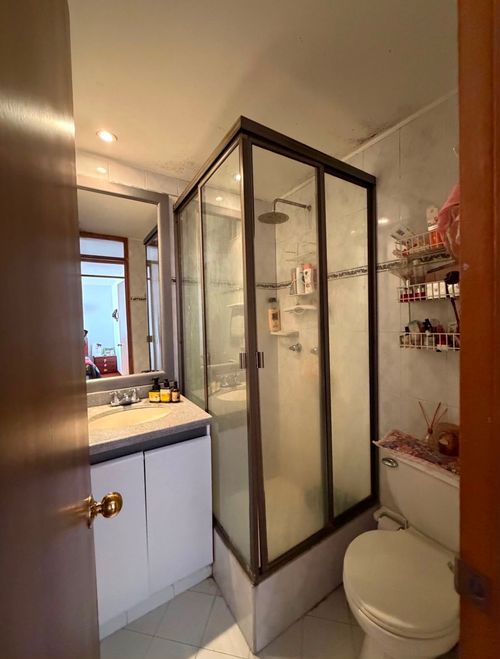 Apartamento de 3 alcobas en venta en Santa Teresa, Bogotá, 69 m² · foto 4 de 8