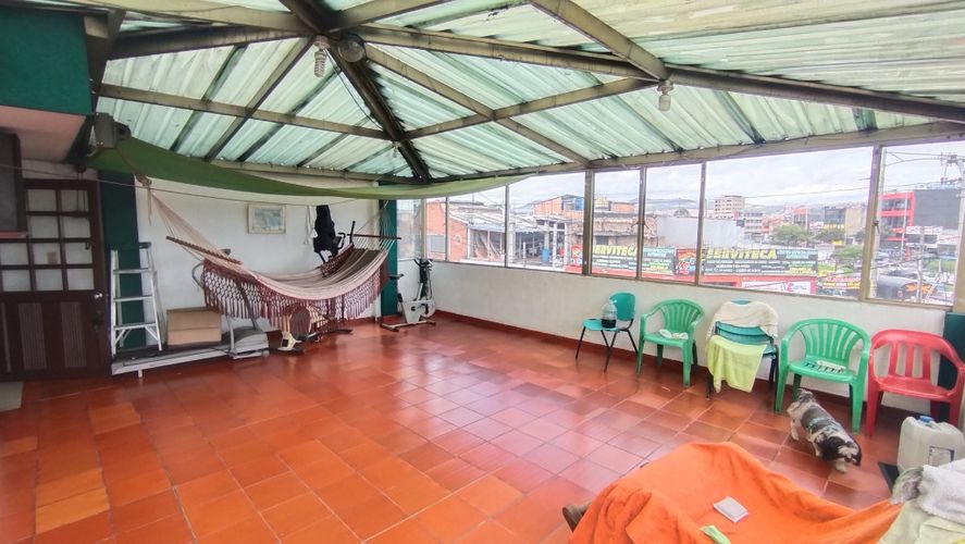 Casa de 3 alcobas en venta en Carvajal, Bogotá, 550 m² · foto 11 de 13