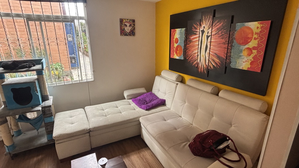 Casa en venta en Gran Granada, Bogotá · foto 2 de 14