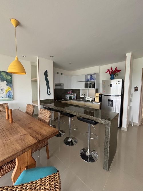 Apartamento de 3 alcobas en venta en Ricaurte, 101 m² · foto 3 de 24