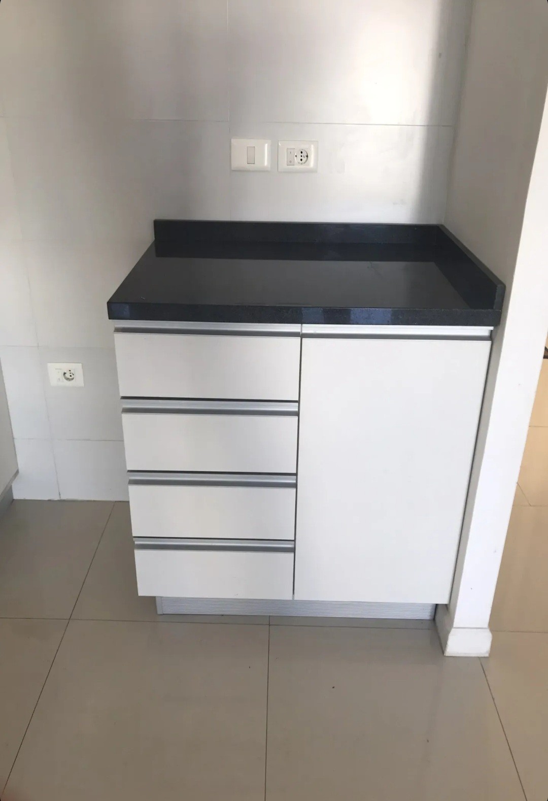 Exclusivo apartamento de 1 dormitorio en alquiler, impecable y con garage, en el prestigioso Complejo Town Park, El Prado. Disfrute de variadas amenities y una vida de confort. · Foto 10