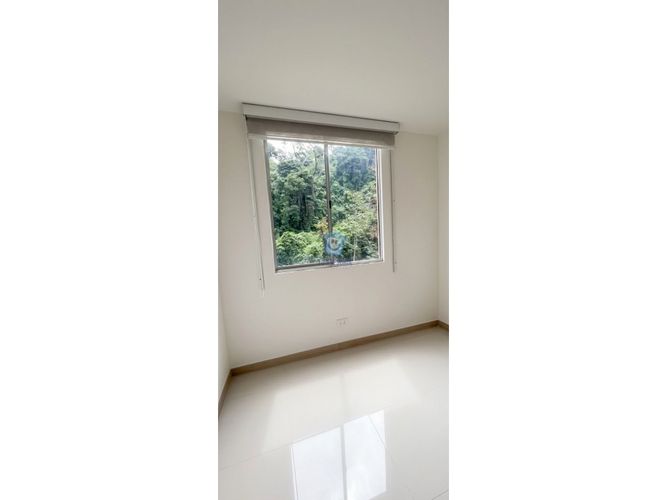 Apartamento de 2 alcobas en venta en Brisas De Las Americas, Pereira, 50 m² · foto 5 de 7