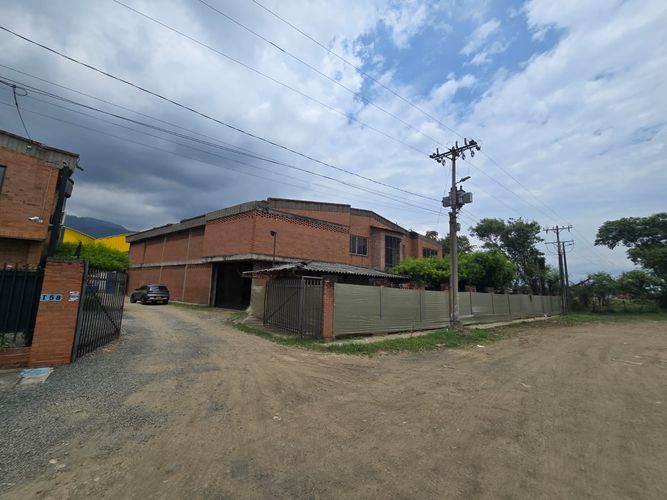 Bodega en venta en Arroyohondo, Yumbo, 772 m² · foto 10 de 17