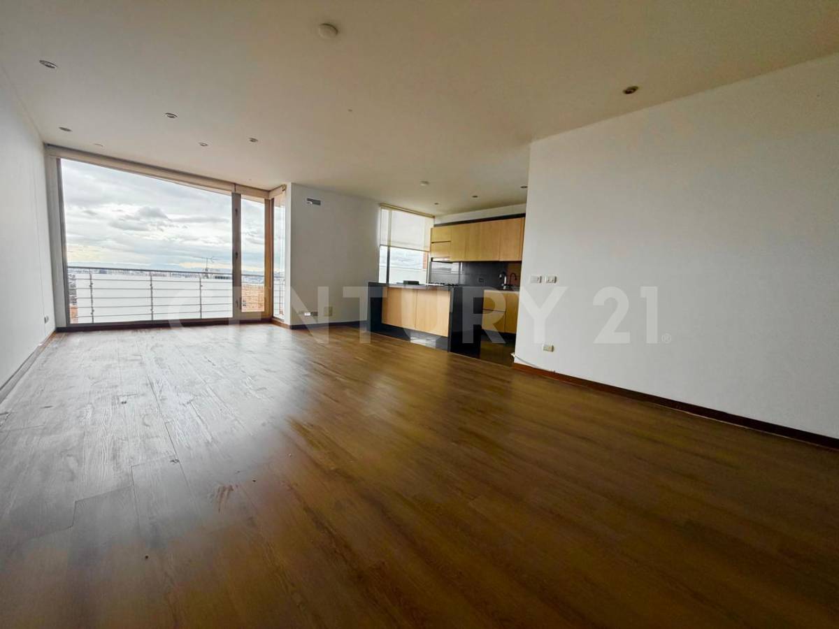 Apartamento en venta en El Refugio, Bogotá · foto 2 de 21