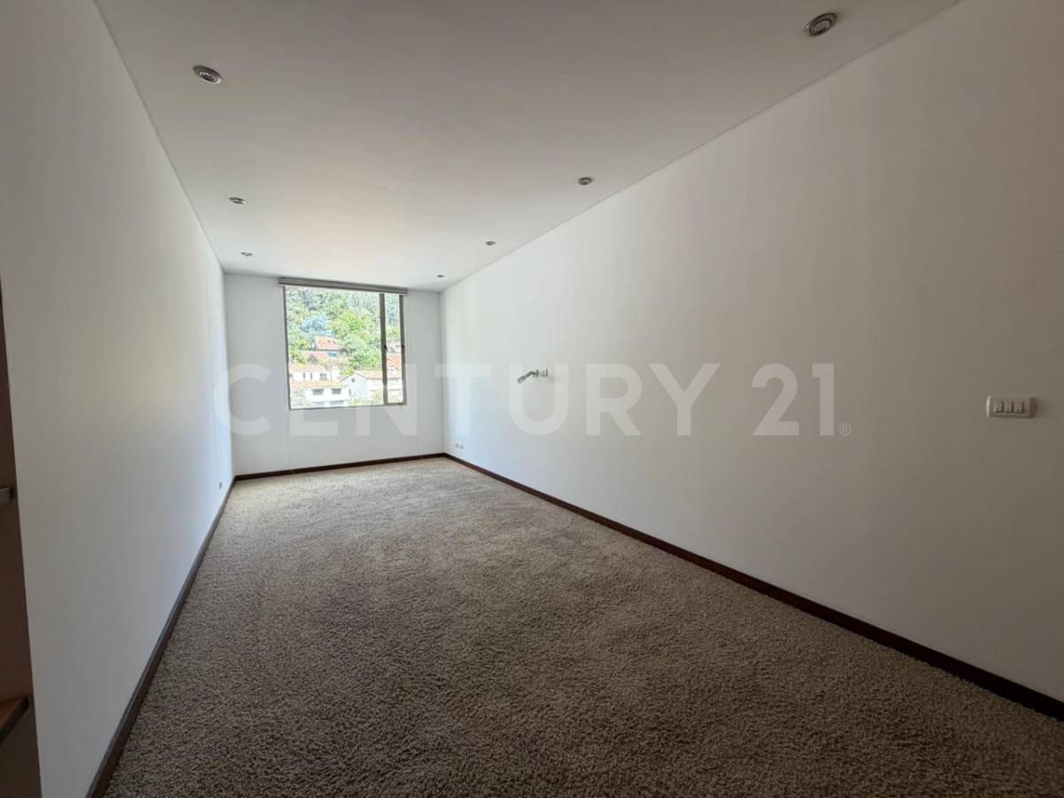 Apartamento en venta en El Refugio, Bogotá · foto 14 de 21