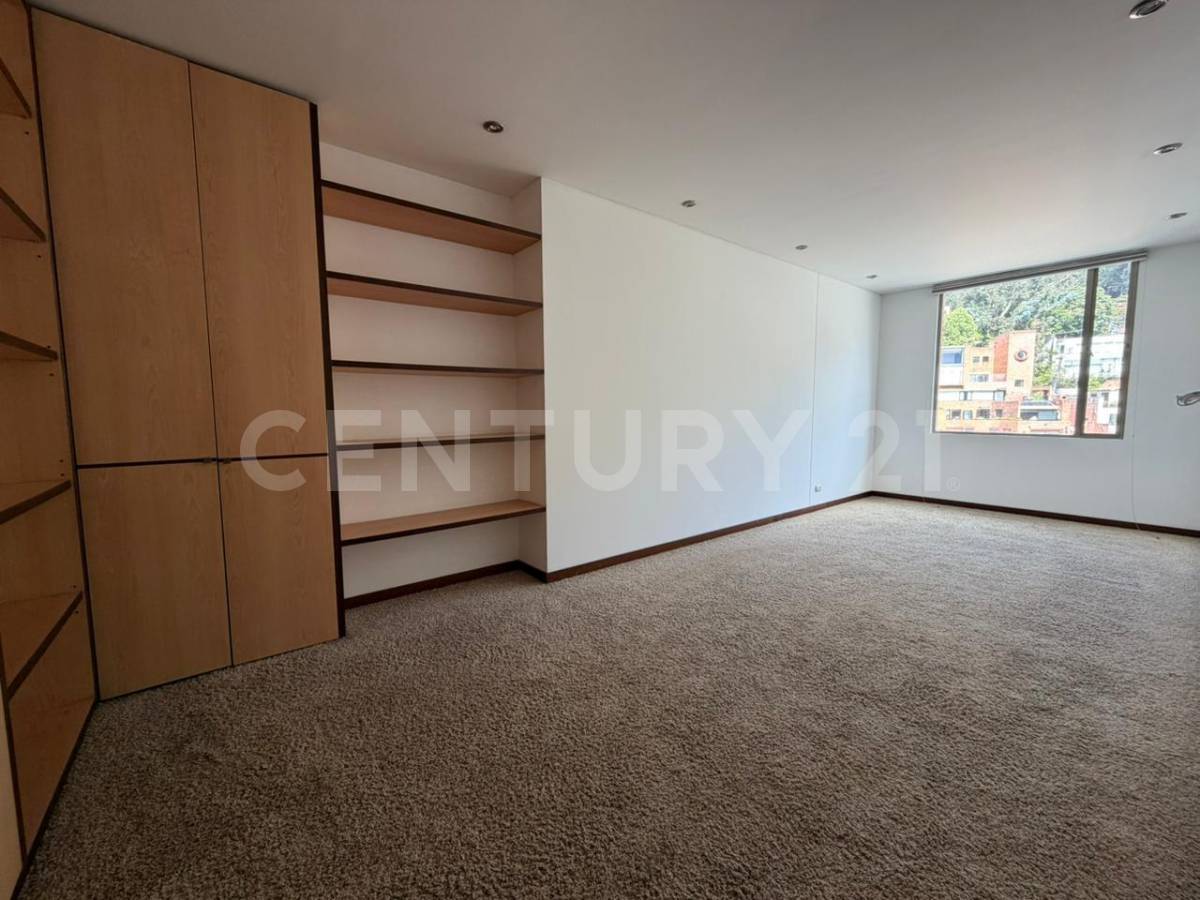Apartamento en venta en El Refugio, Bogotá · foto 15 de 21