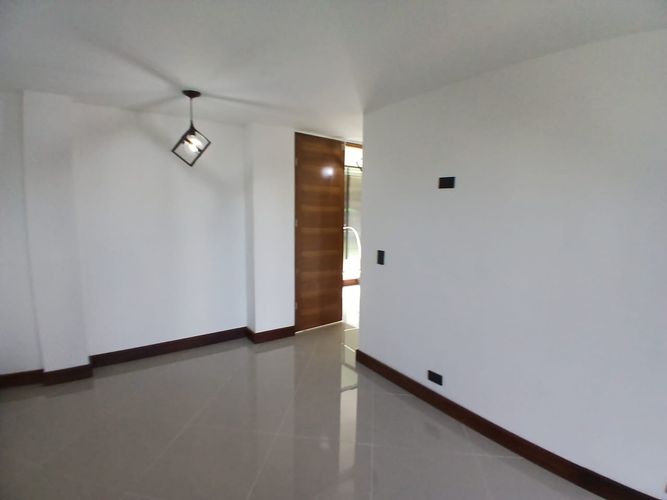 Casa de 3 alcobas en arriendo en Guarne, 250 m² · foto 7 de 14