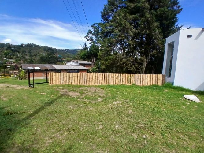 Casa de 3 alcobas en arriendo en Guarne, 250 m² · foto 11 de 14