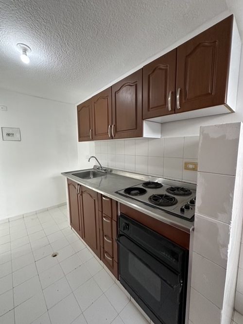 Apartamento de 3 alcobas en venta en Cañaveral, Floridablanca, 87 m² · foto 3 de 21
