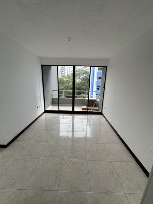 Apartamento de 3 alcobas en venta en Cañaveral, Floridablanca, 87 m² · foto 6 de 21