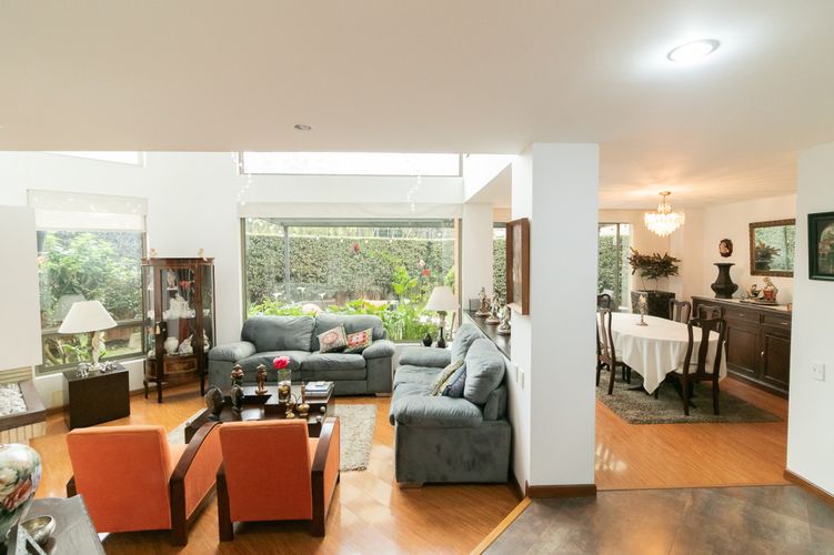 Casa de 4 alcobas en venta en Arrayanes, Bogotá, 273 m² · foto 5 de 24
