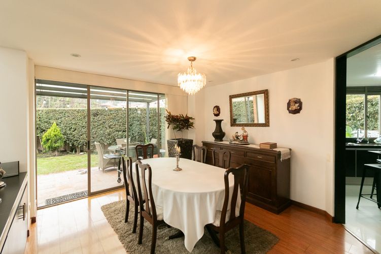 Casa de 4 alcobas en venta en Arrayanes, Bogotá, 273 m² · foto 7 de 24