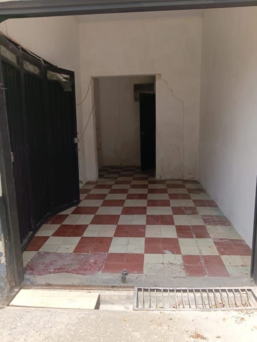 Local en arriendo en Manrique Central, Medellín, 18 m² · foto 3 de 3