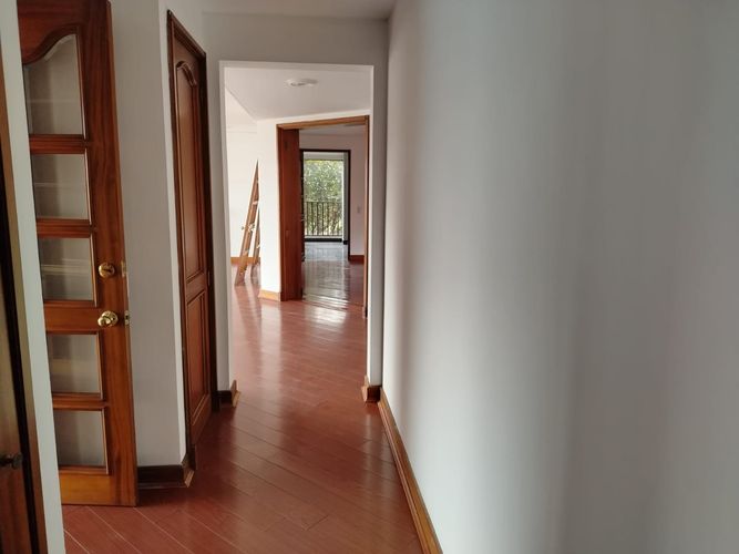 Apartamento de 3 alcobas en arriendo en Altos De La Colina, Bogotá, 205 m² · foto 24 de 24