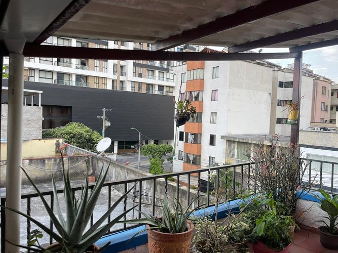 Casa de 4 alcobas en venta en Puerta Del Sol, Bucaramanga, 230 m² · foto 4 de 19