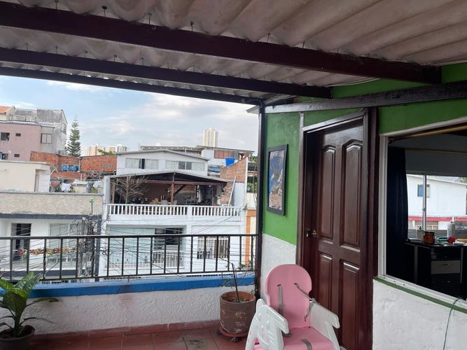 Casa de 4 alcobas en venta en Puerta Del Sol, Bucaramanga, 230 m² · foto 5 de 19