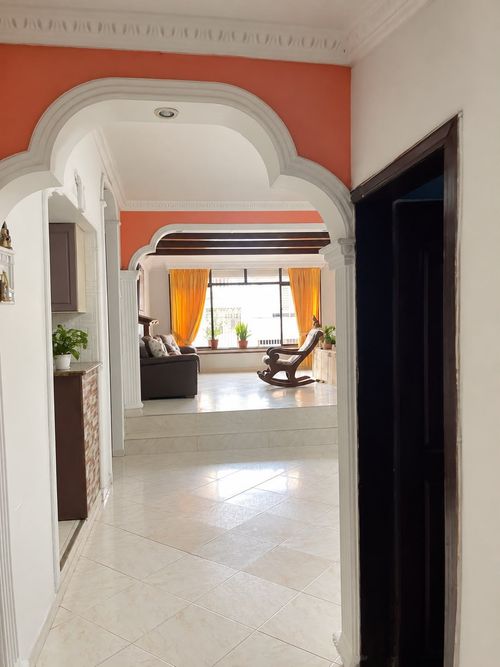 Casa de 4 alcobas en venta en Puerta Del Sol, Bucaramanga, 230 m² · foto 12 de 19