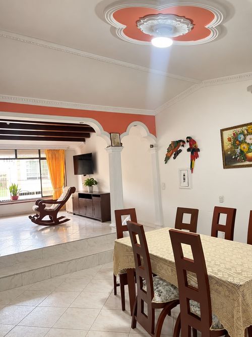 Casa de 4 alcobas en venta en Puerta Del Sol, Bucaramanga, 230 m² · foto 13 de 19