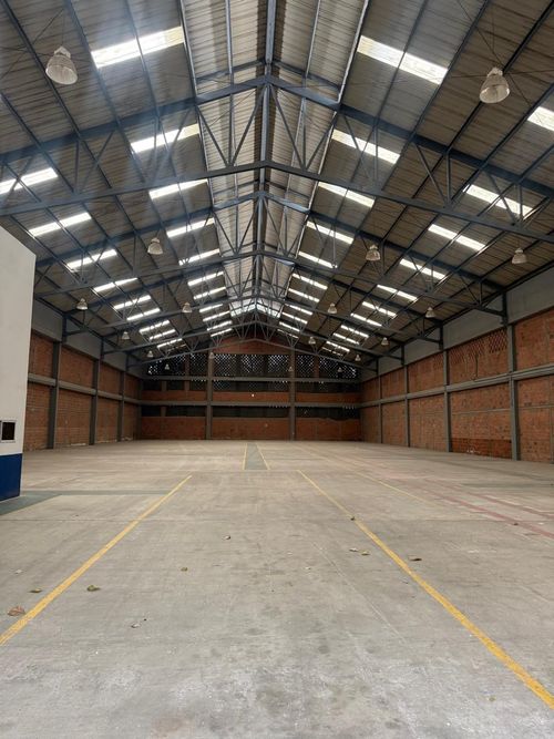 Bodega en arriendo en Zn. Industrial, Bucaramanga, 1440 m² · foto 2 de 12