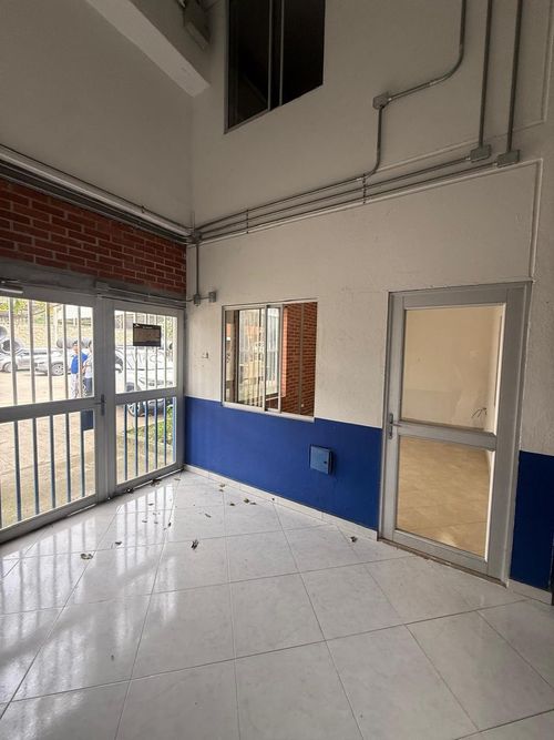 Bodega en arriendo en Zn. Industrial, Bucaramanga, 1440 m² · foto 12 de 12