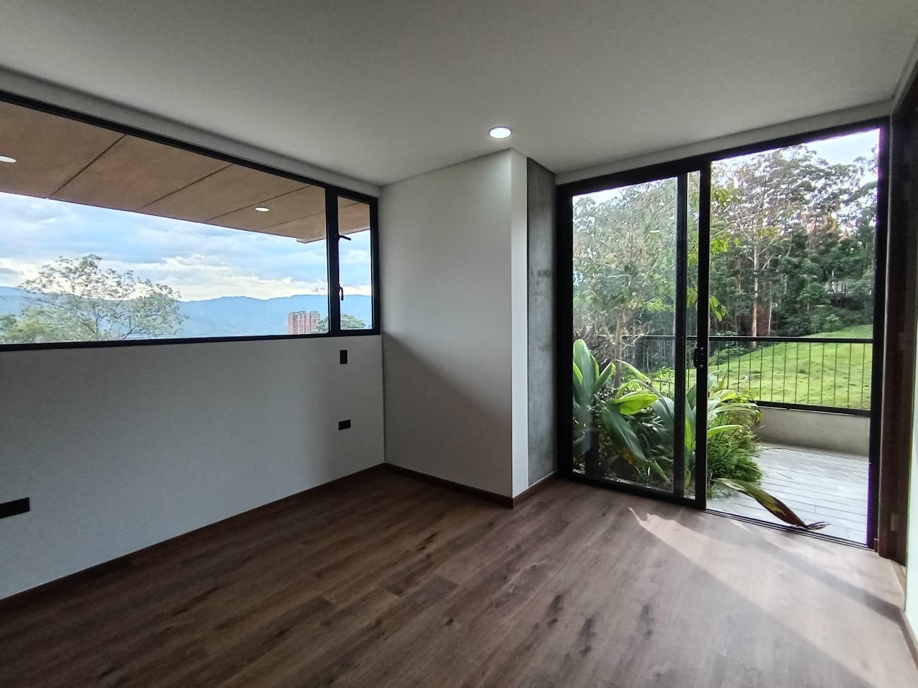 Apartamento en venta en Las Palmas, Envigado · foto 2 de 12