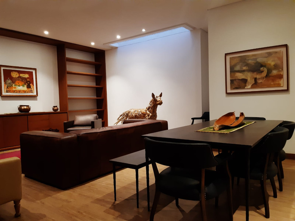 Apartamento en venta en Santa Barbara Alta, Bogotá · foto 2 de 24