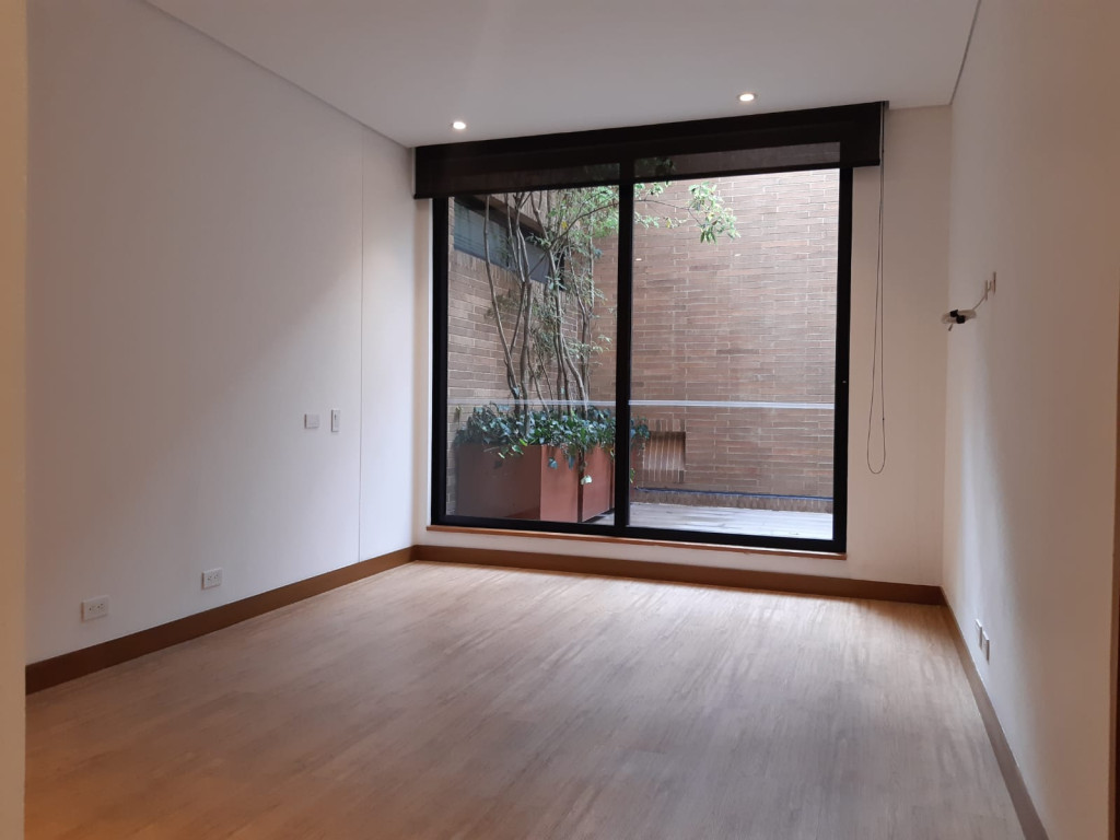 Apartamento en venta en Santa Barbara Alta, Bogotá · foto 7 de 24