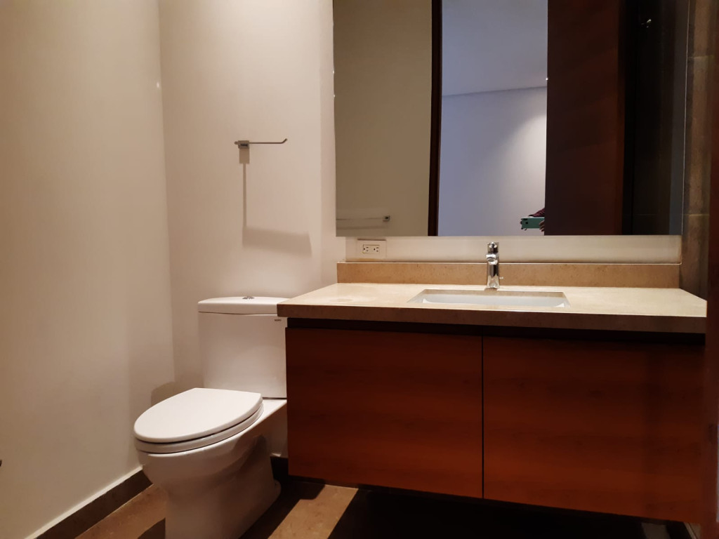 Apartamento en venta en Santa Barbara Alta, Bogotá · foto 16 de 24