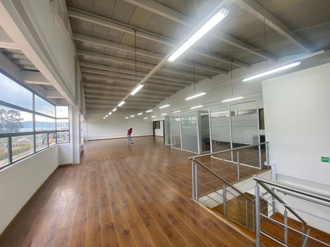 Bodega en venta en Verganzo, Tocancipá, 1374 m² · foto 6 de 10