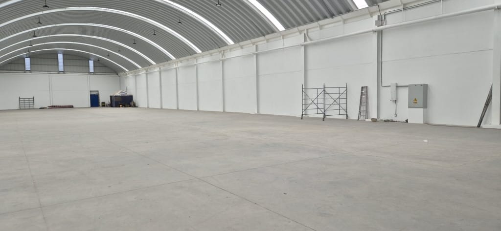 Bodega en arriendo en Siberia, Cota, 2200 m² · foto 2 de 16