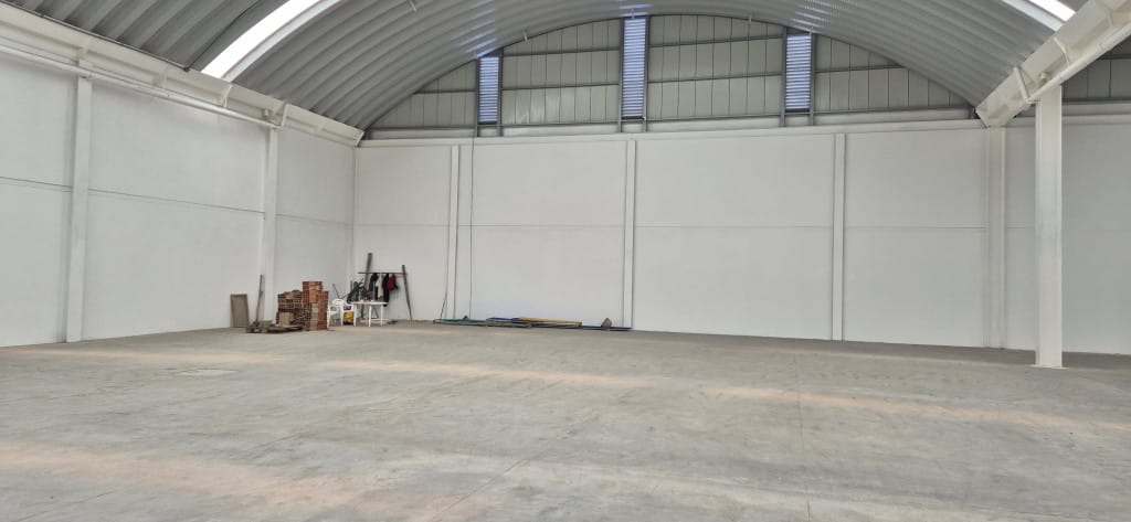 Bodega en arriendo en Siberia, Cota, 2200 m² · foto 13 de 16