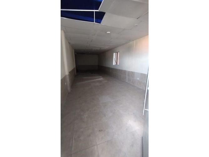 Bodega en arriendo en Barranquilla, 600 m² · foto 2 de 12