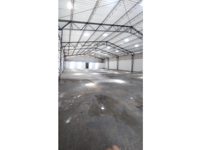 Bodega en arriendo en Barranquilla, 600 m² · foto 5 de 12