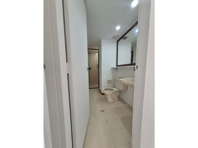 Apartamento de 3 alcobas en venta en Castropol, Medellín, 84 m² · foto 6 de 7