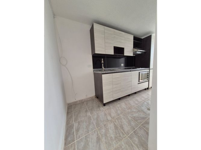 Apartamento de 3 alcobas en venta en Castropol, Medellín, 84 m² · foto 7 de 7