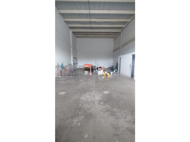 Local en arriendo en Pastoral Social, Barranquilla, 500 m² · foto 2 de 5