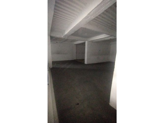 Bodega en arriendo en Los Olivos I, Barranquilla, 700 m² · foto 5 de 7